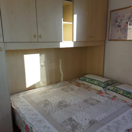 Quarto em Acomodações Particulares # Punto Fm 9 # *